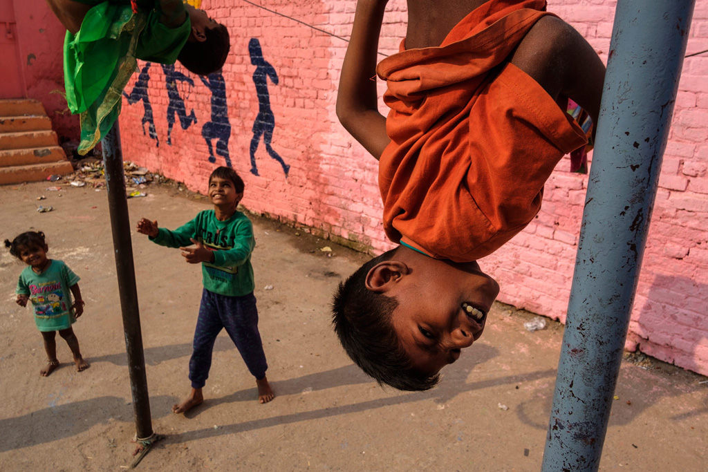 Moti-Bagh-New-Delhi.jpg